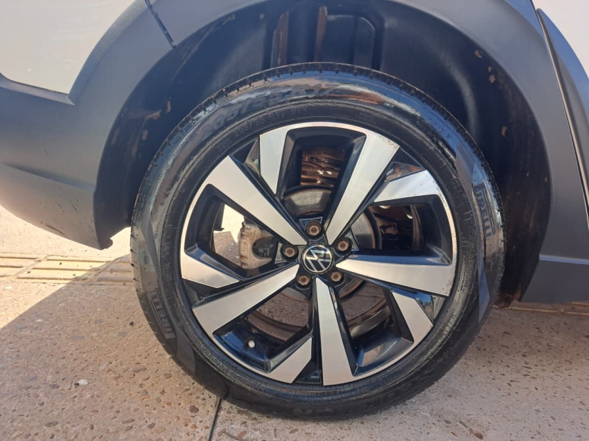 volkswagen nivus 1.0 200 tsi total flex highline automatico 5p 2021