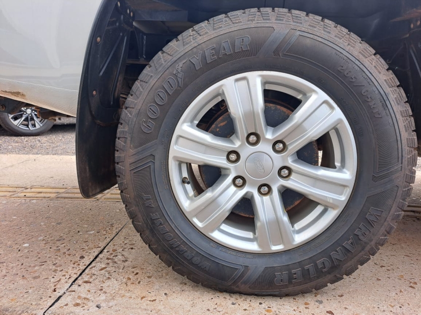 ford ranger 3.2 xlt 4x4 cd 20v diesel 4p automatico 5p 20239