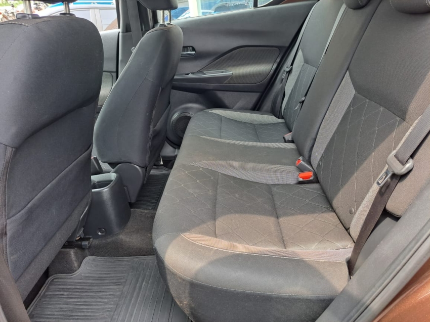 nissan kicks 1.6 16v flexstart sv 4p xtronic flex automatico 20219