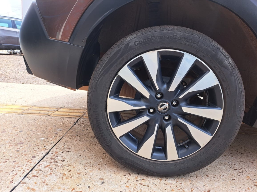 nissan kicks 1.6 16v flexstart sv 4p xtronic flex automatico 202110