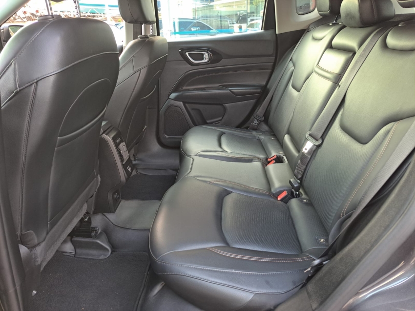 jeep compass 1.3 t270 turbo flex limited at6 4p automatico 20238
