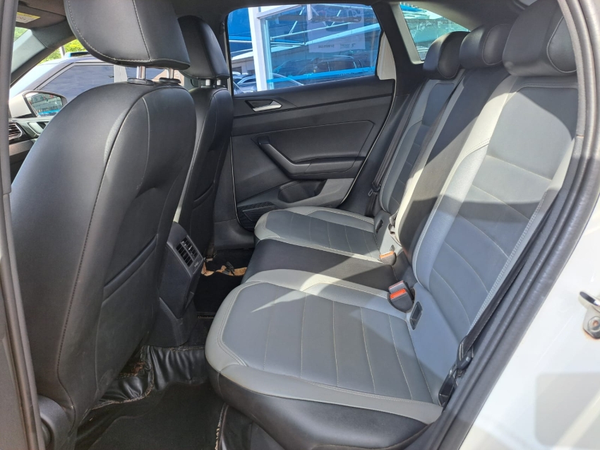 volkswagen nivus 1.0 200 tsi total flex highline automatico 4p 20218