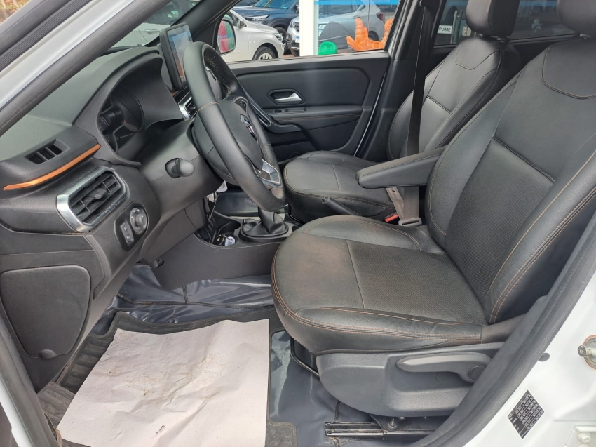 renault oroch 1.3 tce flex outsider x-tronic 1.6 5p automatico 20247