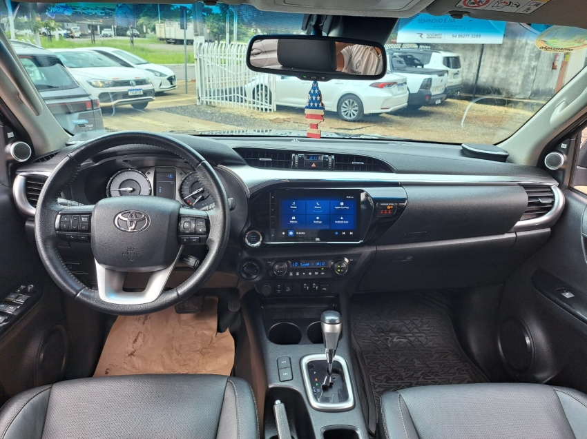 toyota hilux 2.8 d-4d turbo diesel cd srx 4x4 automatico 4p 20244