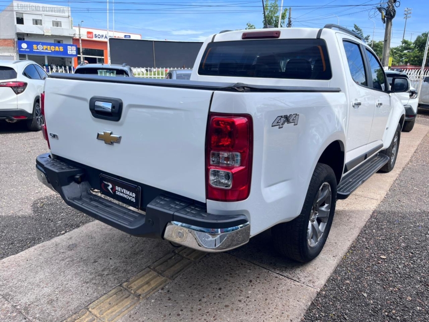 chevrolet s10 2.8 16v turbo diesel ltz cd 4x4 automatico 4p 20232