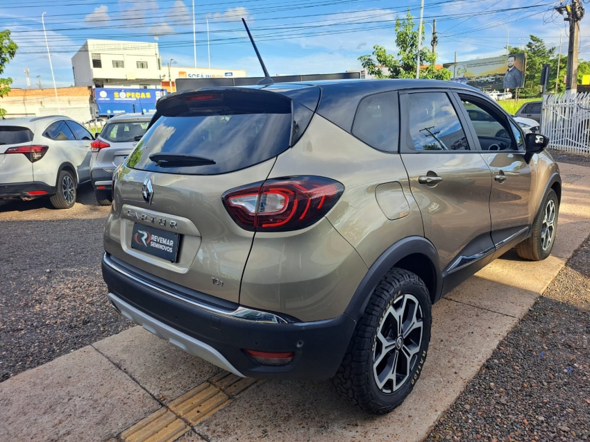 renault captur 1.3 tce flex iconic x-tronic 4p automatico 20222