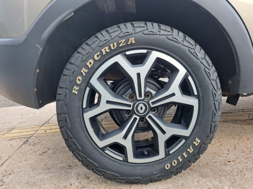 renault captur 1.3 tce flex iconic x-tronic 4p automatico 20229