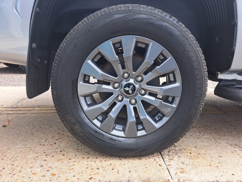 mitsubishi triton 2.4 biturbo diesel cd hpe 4x4 automatico 4p 20269