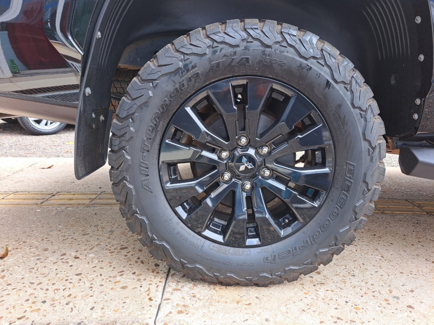 mitsubishi triton 2.4 biturbo diesel cd katana 4x4 automatico 4p 20269