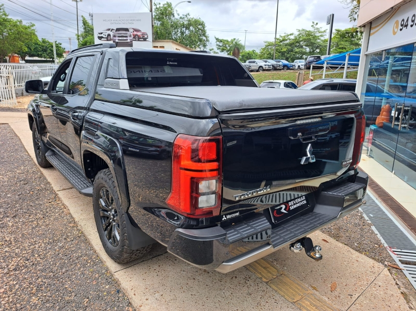 mitsubishi triton 2.4 biturbo diesel cd katana 4x4 automatico 4p 20261