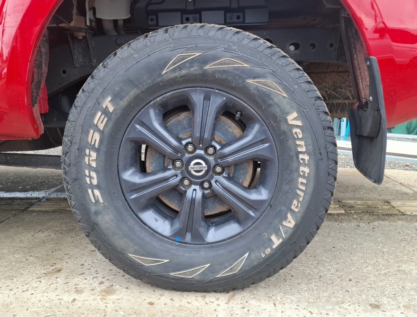 nissan frontier 2.3 16v turbo diesel attack cd 4x4 automatico 4p 20209