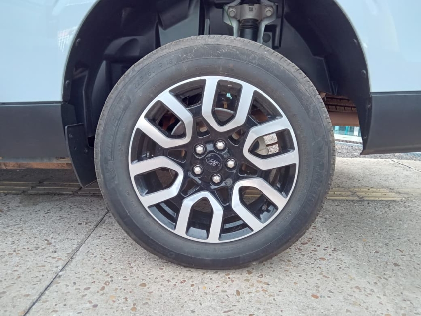 ford maverick 2.5 hybrid lariat e-cvt hibrido 4p automatico 20239