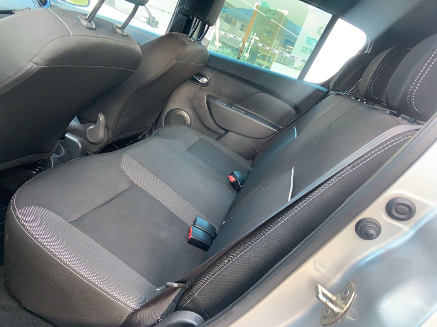renault sandero 1.0 12v sce flex gt line manual.