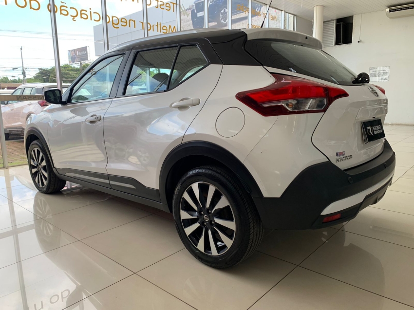 nissan kicks 1.6 16v flexstart sv 4p xtronic.