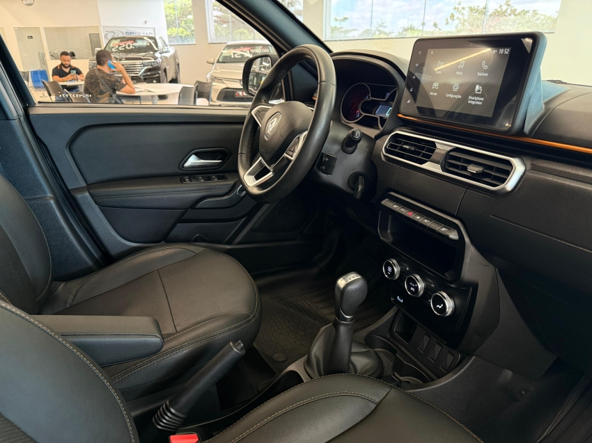 renault oroch 1.3 tce flex outsider x-tronic.