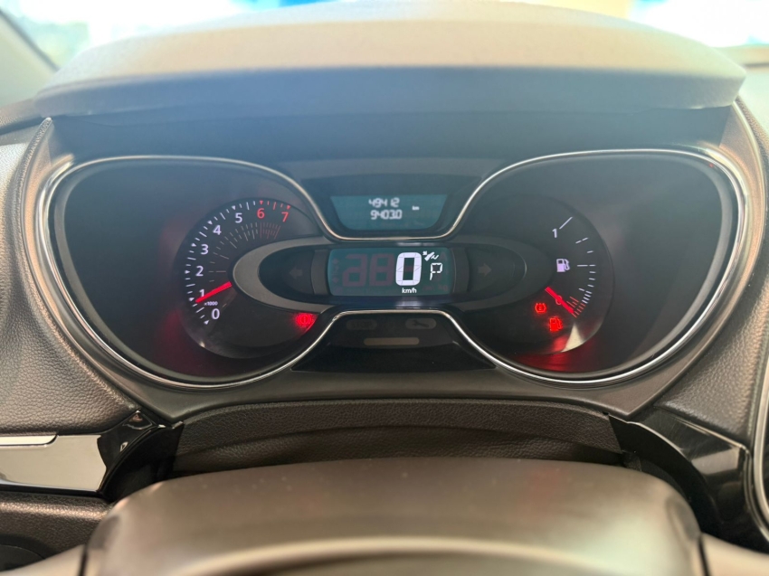 renault captur 1.3 tce flex intense x-tronic 4p automatico 2022