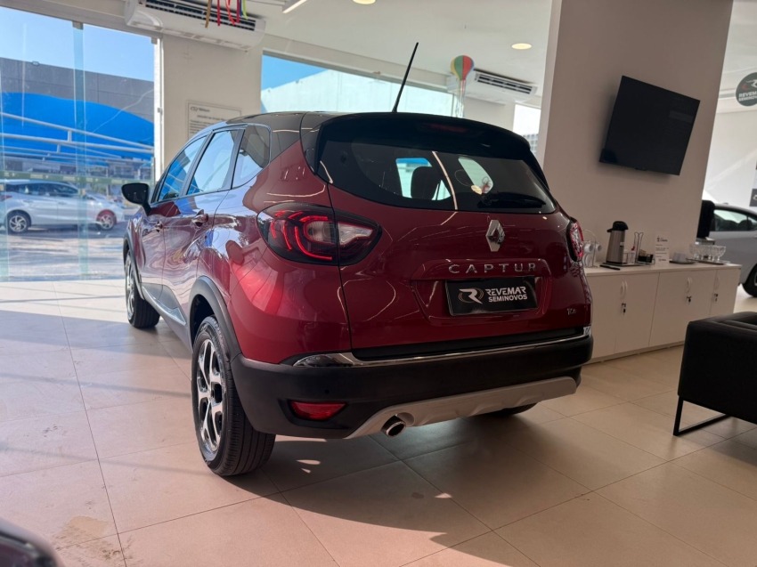 renault captur 1.3 tce flex intense x-tronic 4p automatico 2022