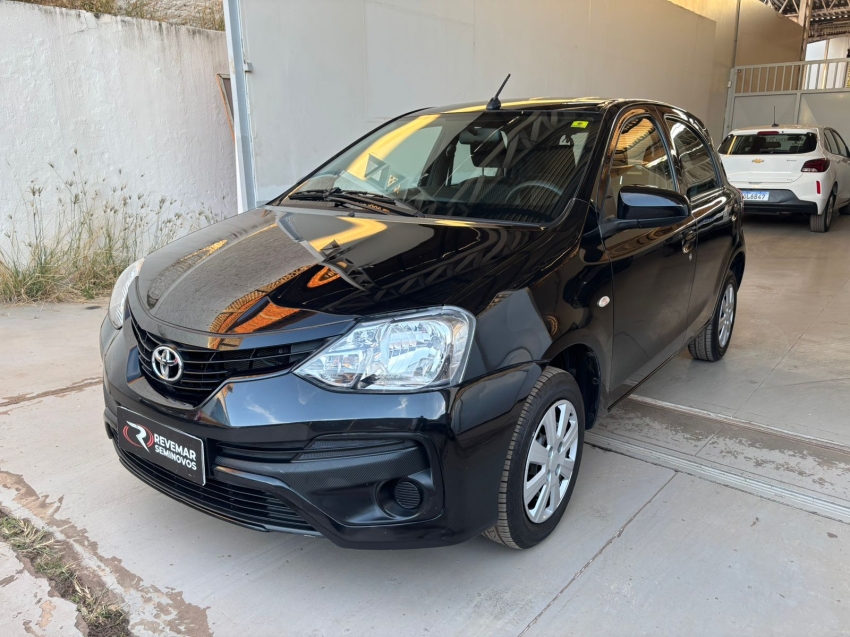 toyota etios 1.5 xs 16v flex 4p manual 2018 toyota etios 1.5 xs 16v flex 4p manual 2018