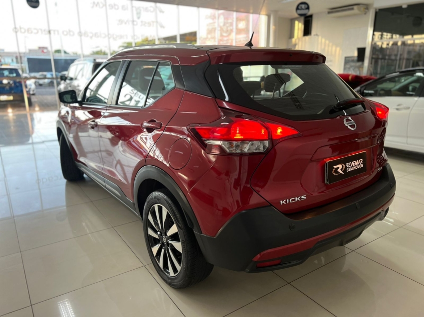 nissan kicks 1.6 16v flexstart sv 4p xtronic flex automatico 2021