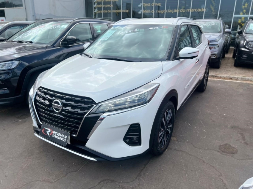 nissan kicks 1.6 16v flexstart exclusive xtronic flex 4p automatico 2022