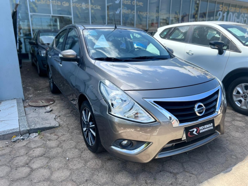 nissan versa 1.6 16v flexstart sl 4p xtronic flex automatico 20203