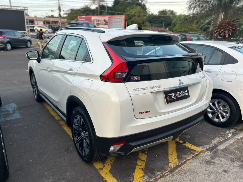 mitsubishi eclipse cross 1.5 mivec turbo gasolina hpe cvt flex 4p automatico 20221
