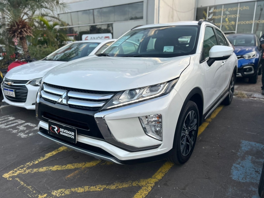 mitsubishi eclipse cross 1.5 mivec turbo gasolina hpe cvt flex 4p automatico 2022
