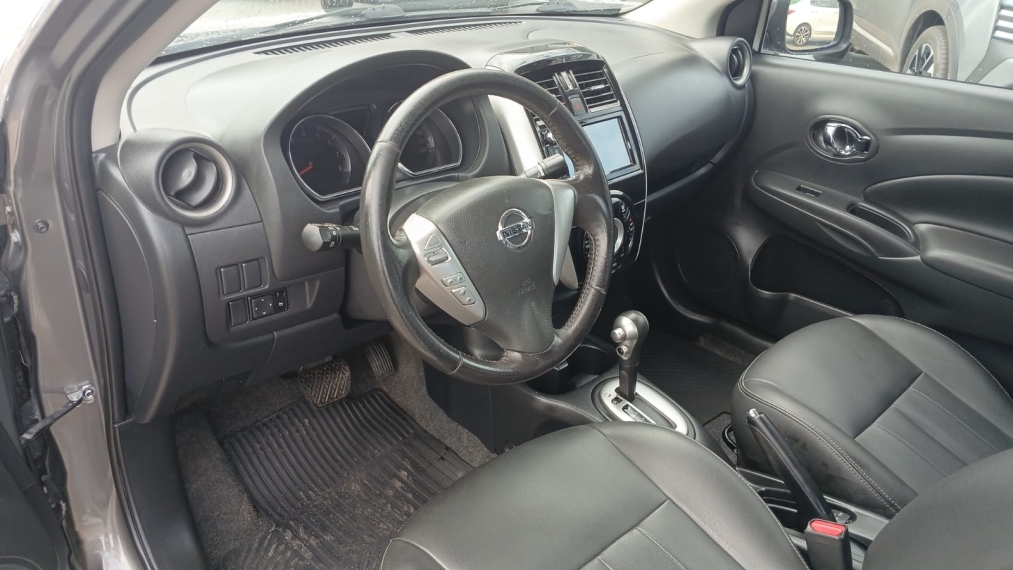 nissan versa 1.6 16v flexstart sl 4p xtronic flex automatico 20209