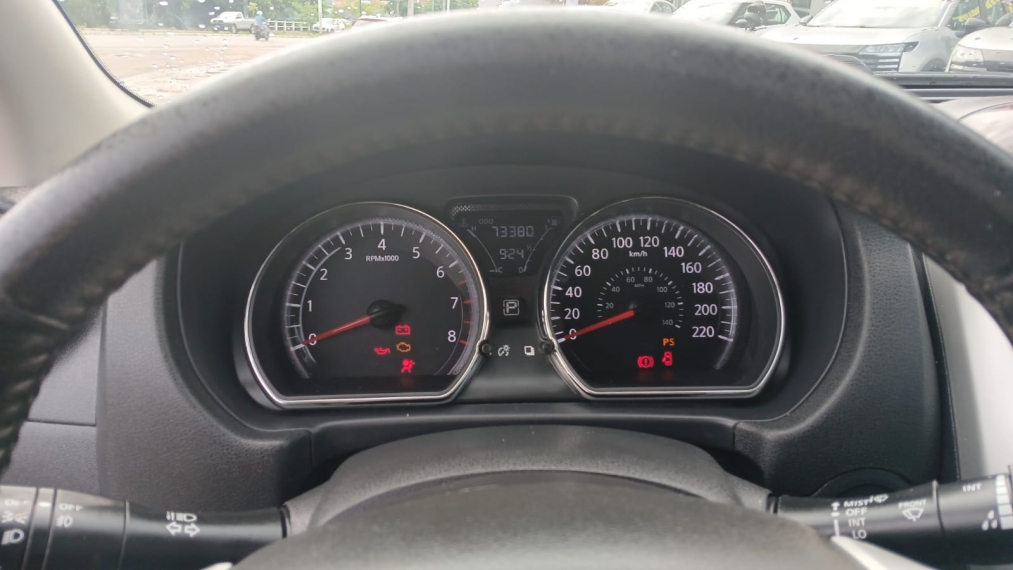 nissan versa 1.6 16v flexstart sl 4p xtronic flex automatico 20205
