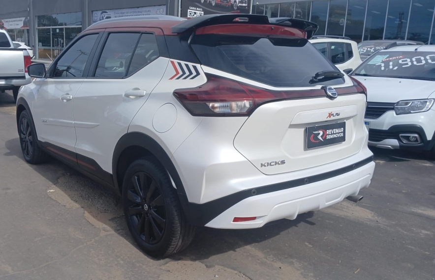 nissan kicks 1.6 16v flexstart xplay xtronic flex 4p automatico 20221