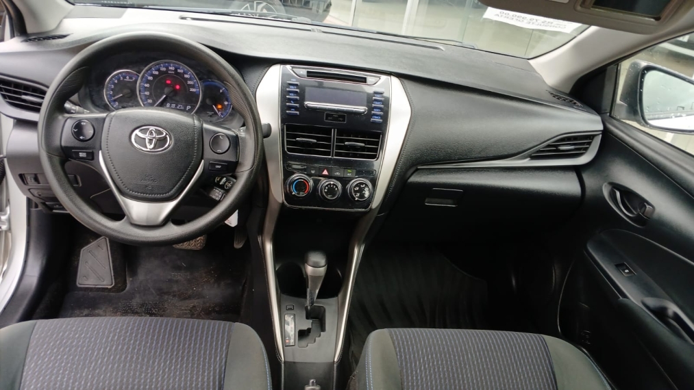 toyota yaris 1.5 16v flex sedan xl multidrive 4p automatico 20206