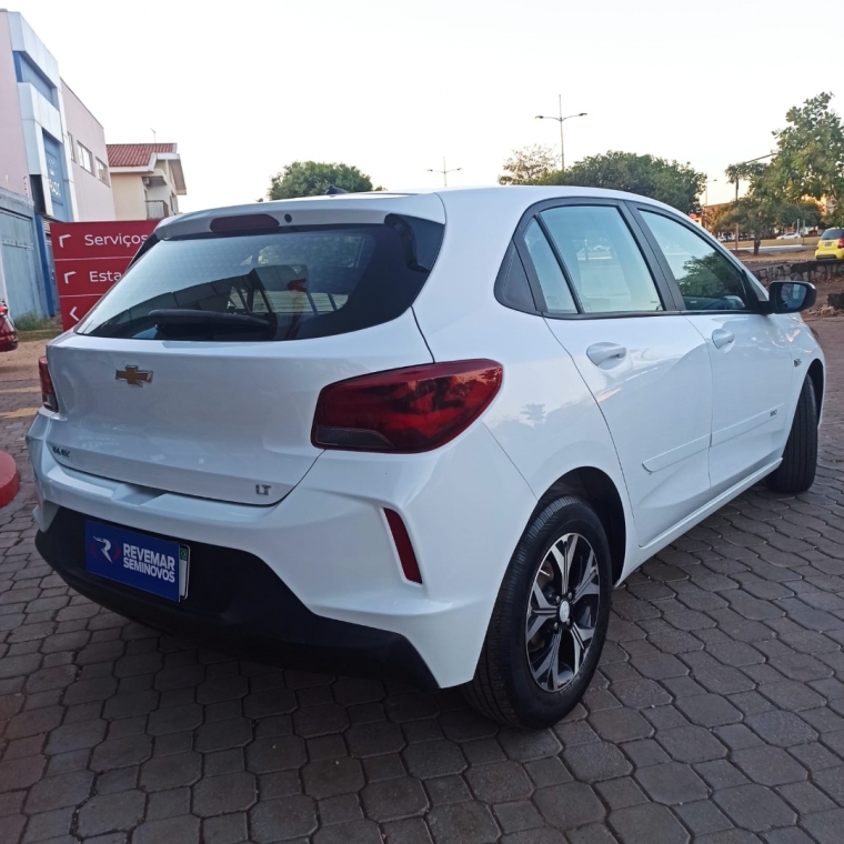 chevrolet onix 10tmt lt1 1.0 flex 4p manual 2020 chevrolet onix 10tmt lt1 1.0 flex 4p manual 2020