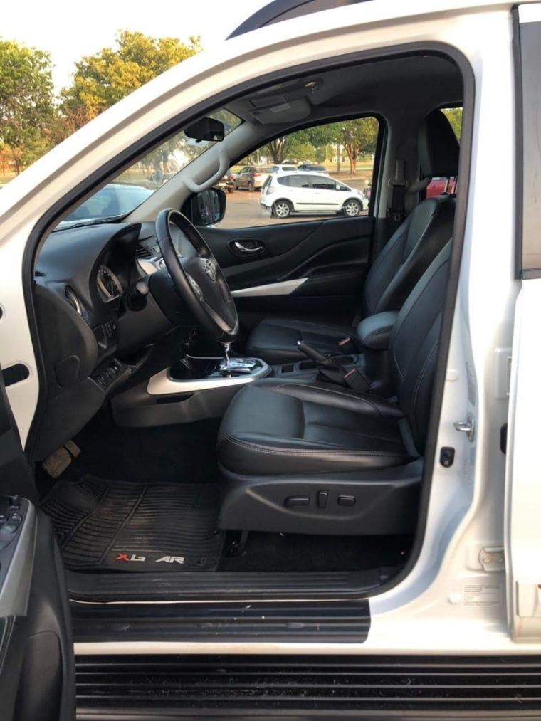 nissan frontier xgear 2.3 diesel 4p automatico 2022 nissan frontier xgear 2.3 diesel 4p automatico 2022