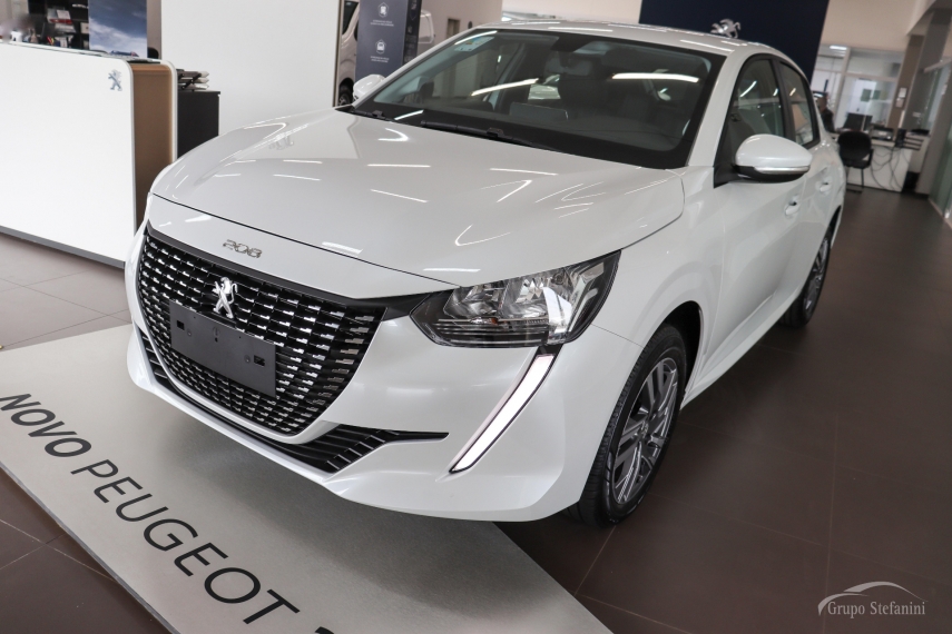 peugeot 208 1.6 allure flex automatico 4p 2023 peugeot 208 1.6 allure flex automatico 4p 2023