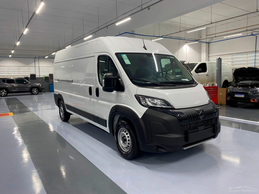 peugeot boxer 2.2 bluehdi diesel cargo l3h2 manual 22000 flex 3p 20262