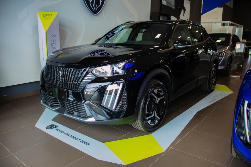 peugeot 2008 1.0 turbo 200 flex active cvt 4p automatico 2026