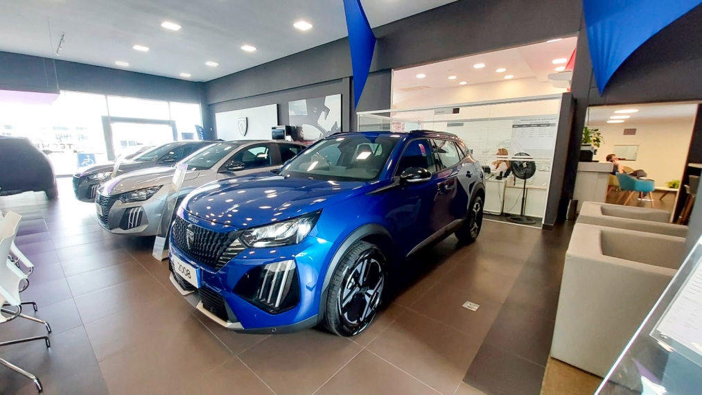 peugeot 2008 1.0 turbo 200 flex allure cvt 4p automatico 2026