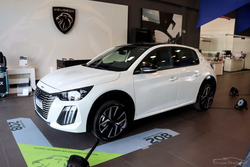 peugeot 208 1.0 turbo 200 hybrid gt cvt flex 4p automatico 202610