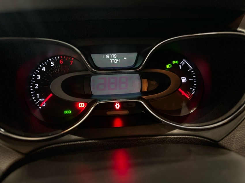 renault captur 1.6 16v sce flex life x-tronic 2018