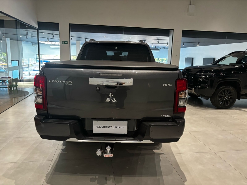 mitsubishi l200 triton 2.4 turbo diesel 4x4 at sport hpe 2024