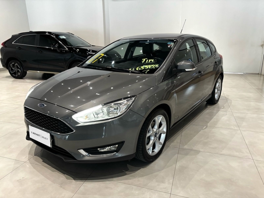 ford focus 1.6 se plus 16v flex 4p manual 2017