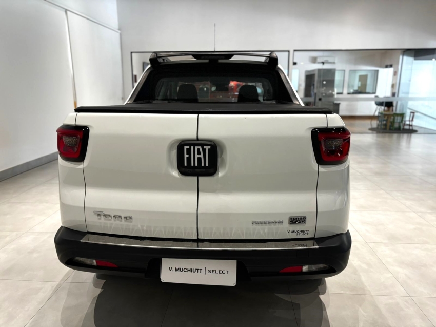 fiat toro 1.3 turbo 270 flex freedom at6 4p automatico 2023
