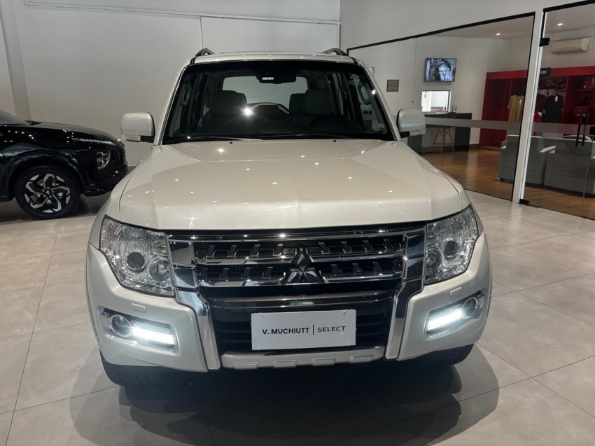 mitsubishi pajero full 3.8 hpe 4x4 v6 24v gasolina 4p automatico 2015