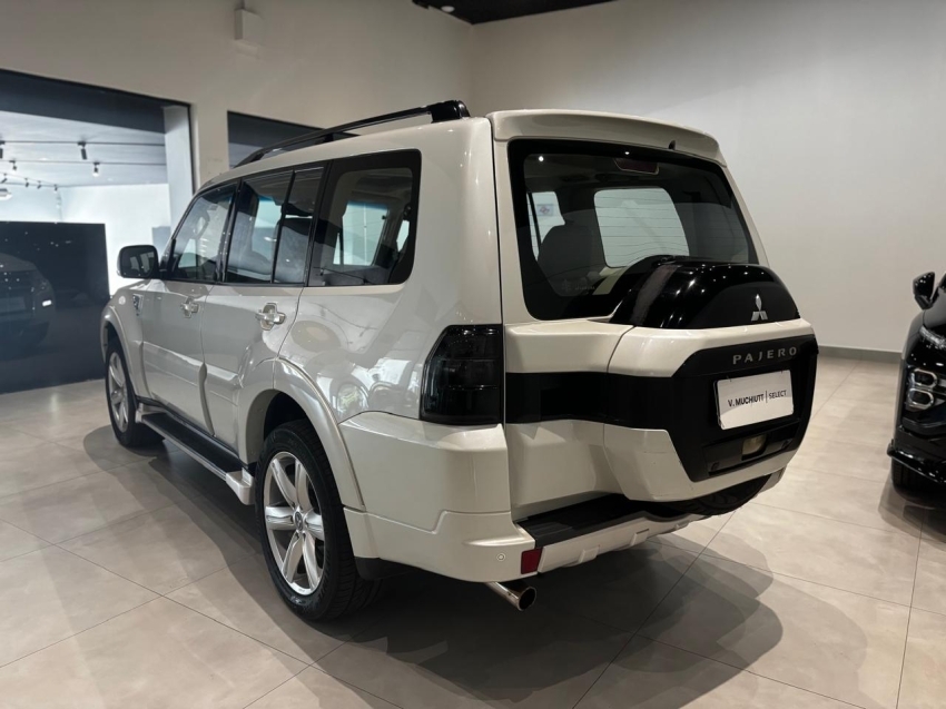 mitsubishi pajero full 3.8 hpe 4x4 v6 24v gasolina 4p automatico 2015