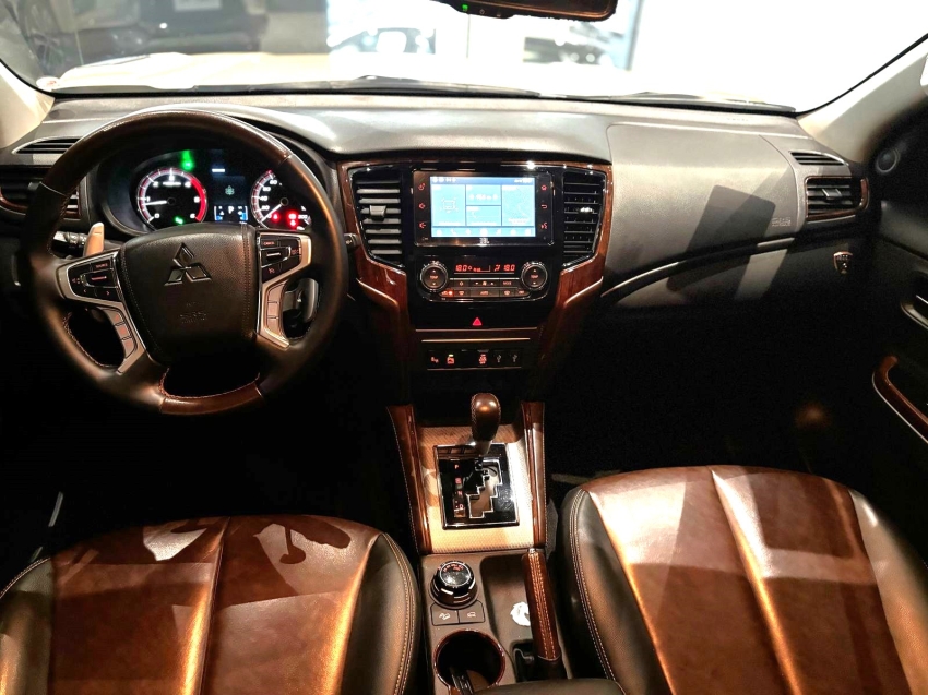 mitsubishi triton 2.4 biturbo diesel cd hpe-s 4x4 automatico 2025