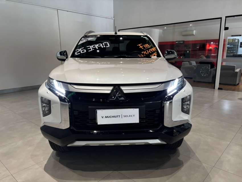mitsubishi l200 triton 2.4 16v turbo diesel sport hpe-s cd 4p 4x4 automatico 2025