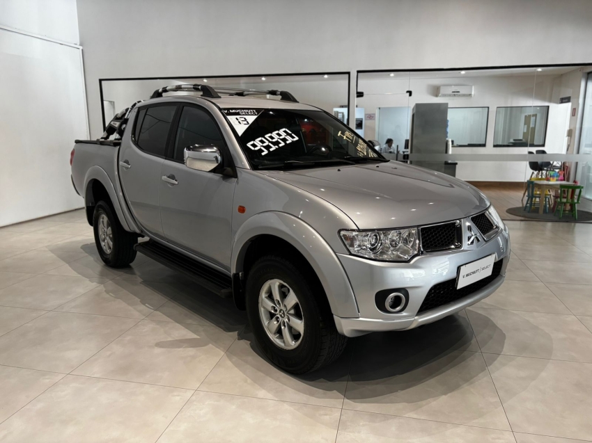 mitsubishi l200 triton 3.2 hpe 4x4 cd 16v turbo intercooler diesel 4p automatico 2013