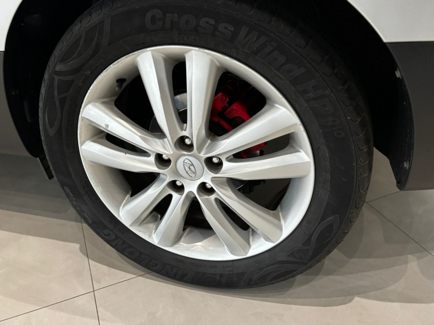 hyundai ix35 2.0 mpfi gls 4x2 16v gasolina 4p automatico flex 2013