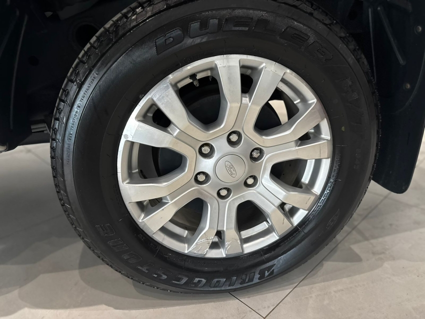 ford ranger 3.2 limited 4x4 cd 20v diesel 4p automatico 2017