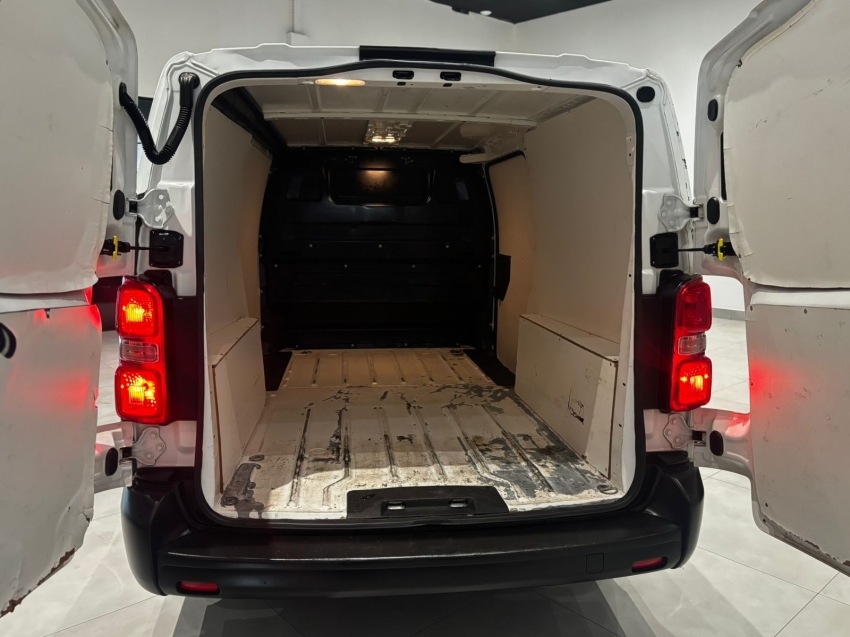 citroen jumpy 1.5 bluehdi diesel cargo manual 1.6 2p 2023